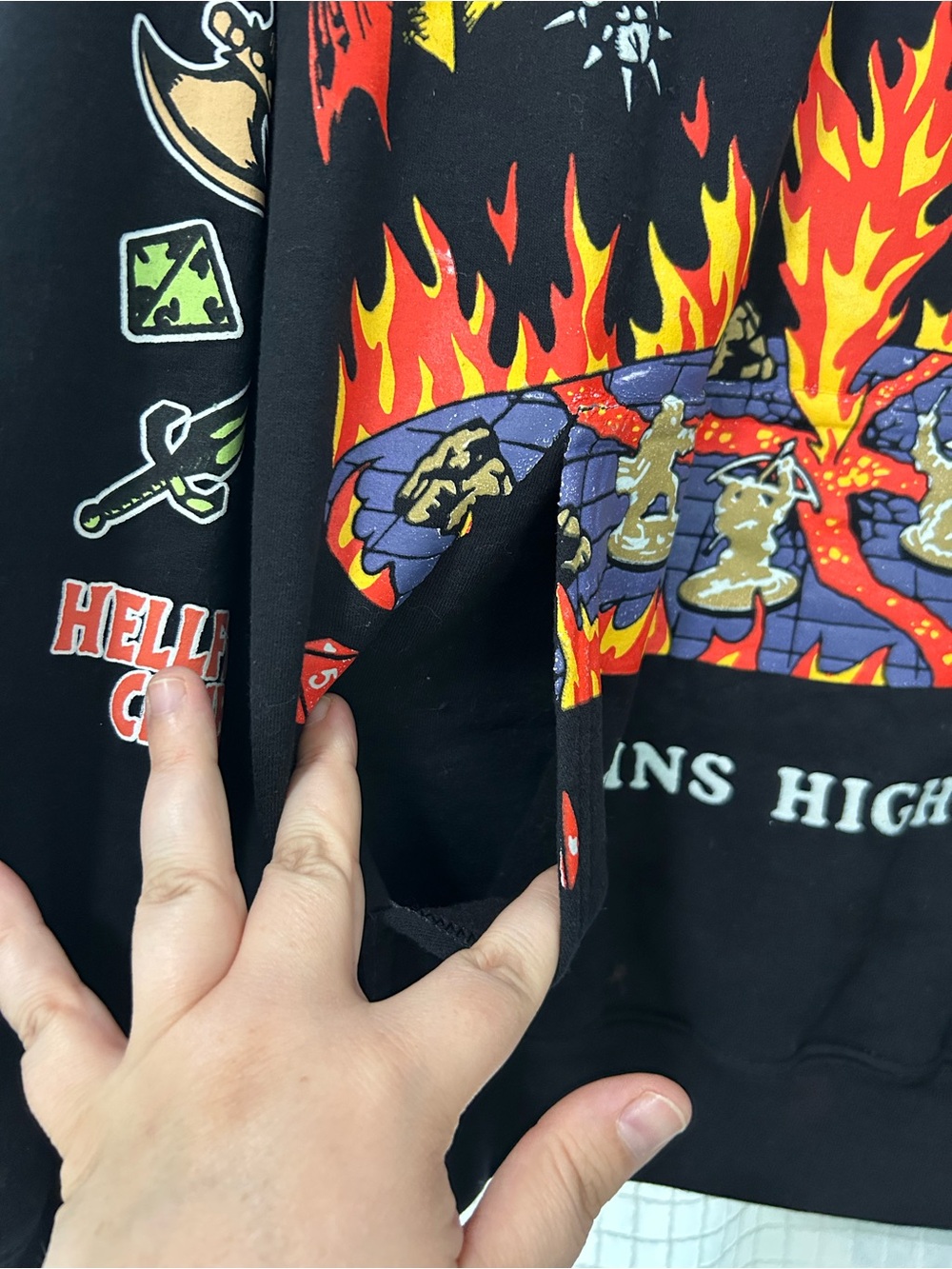 Stranger Things Hellfire Club hoodie - Picture 4 of 8